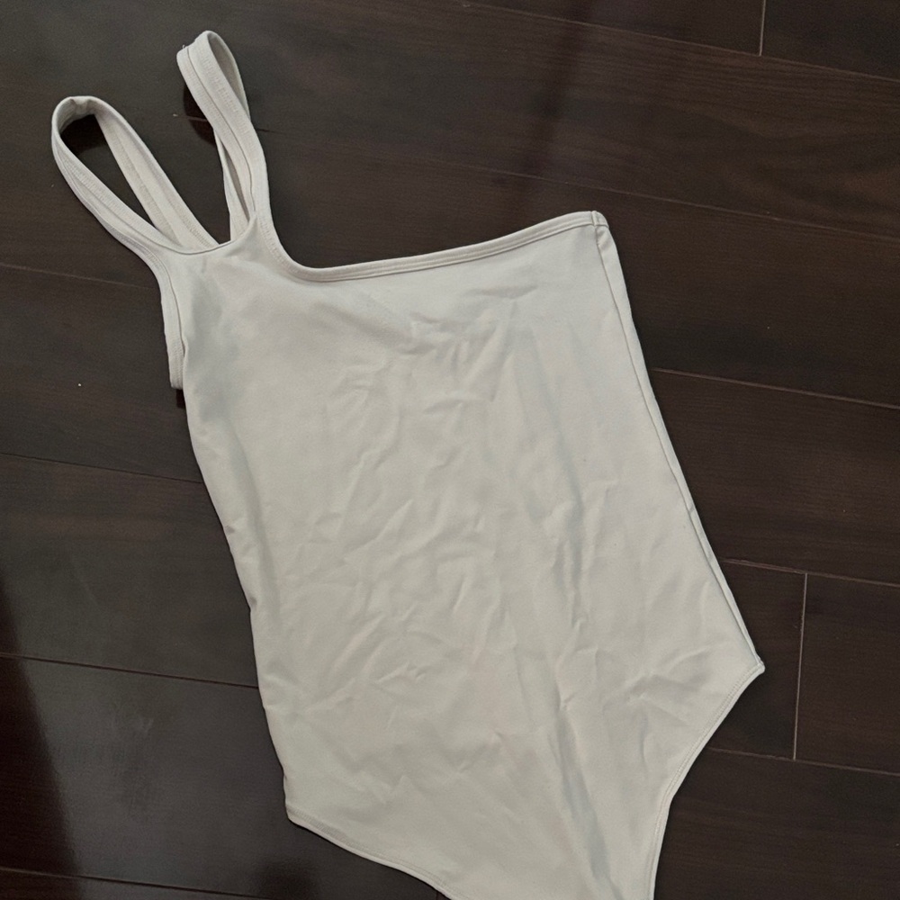 abercrombie Cream bodysuit size small